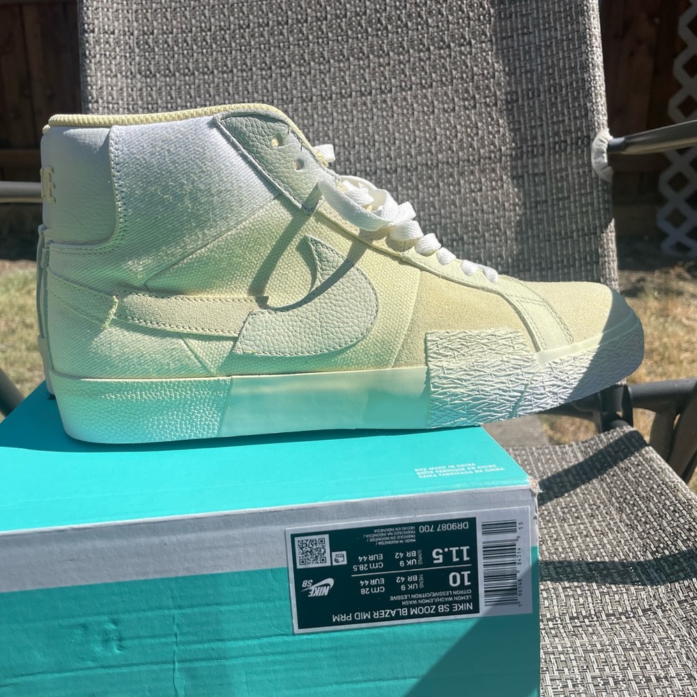 Nike SB Zoom Blazer Mid PRM – Lemon Wash – Men’s 10 – Brand New Box missing Lid